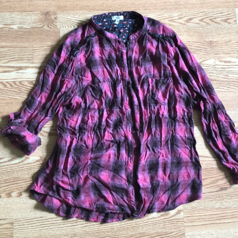 Super cute MJ button up